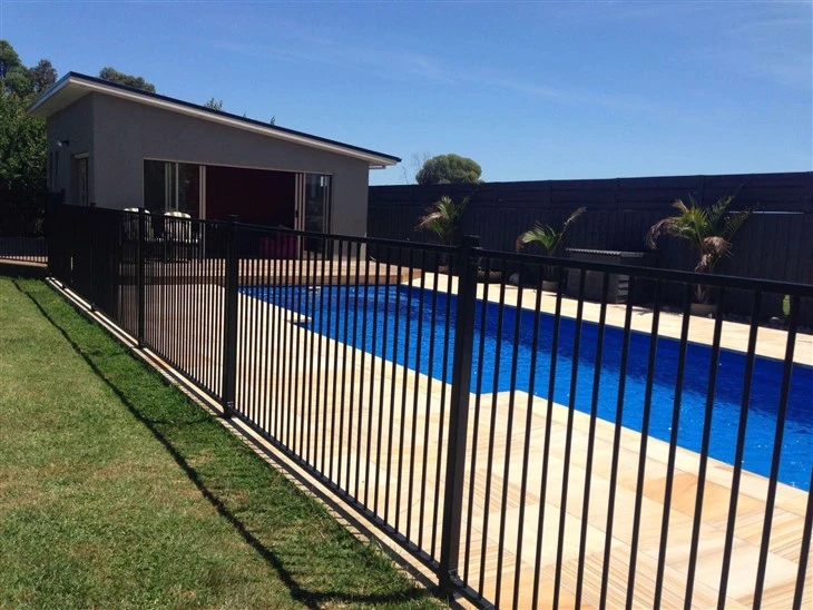 Aluminum Pool Fence